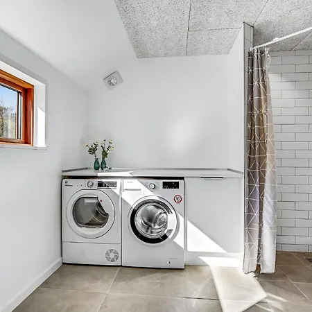 Amazing In With Kitchen * Glesborg